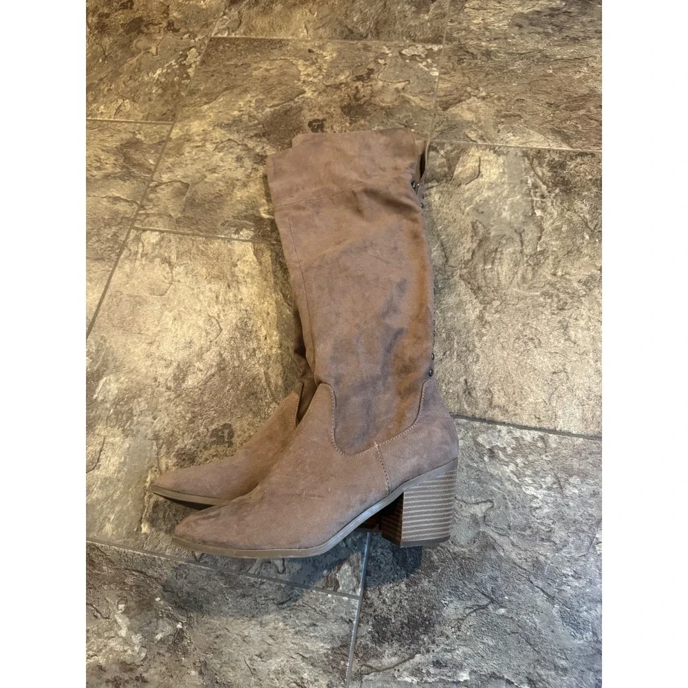 Madden Girl Melinda Amelia Tall Boots Taupe Suede Side Zip‎ Block Heel Size 6.5